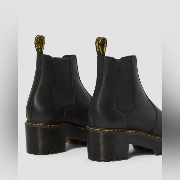 NEW Dr. Martens Rometty Chelsea Black
Burnished Wyoming - 23917001 - Size 8 - Picture 9 of 17